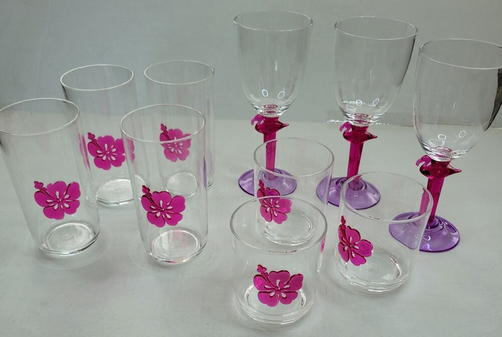 Fun Set of Arcylic (3) Pink Flamingo Wine Glasses Goblets (7) Hibiscus Glasses